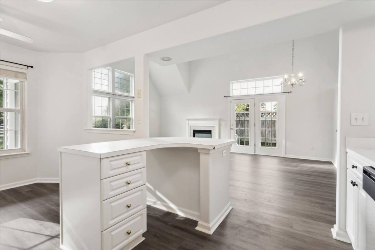 Townhouse for rent at 100 Post Oak Rd, Yorktown, VA 23693