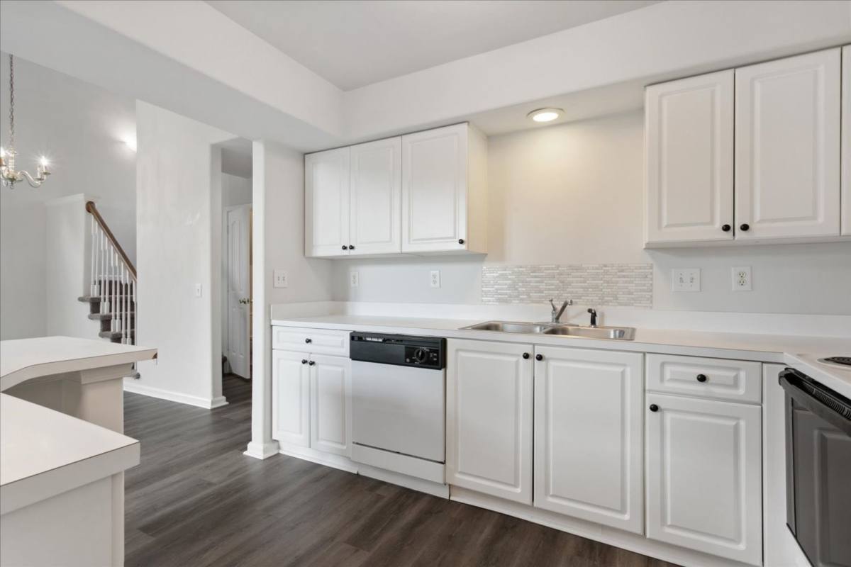 Townhouse for rent at 100 Post Oak Rd, Yorktown, VA 23693