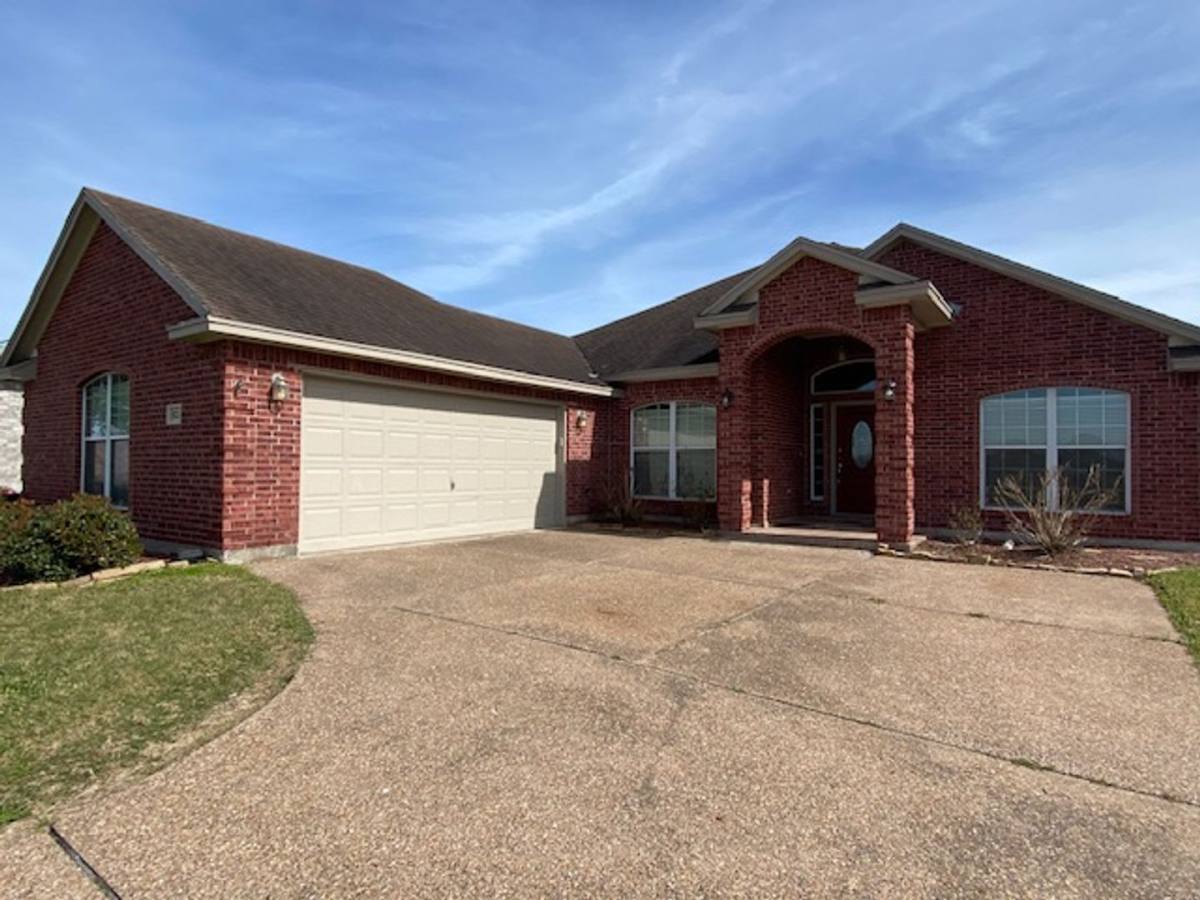 House for rent at 8226 Excalibur Rd, Corpus Christi, TX 78414