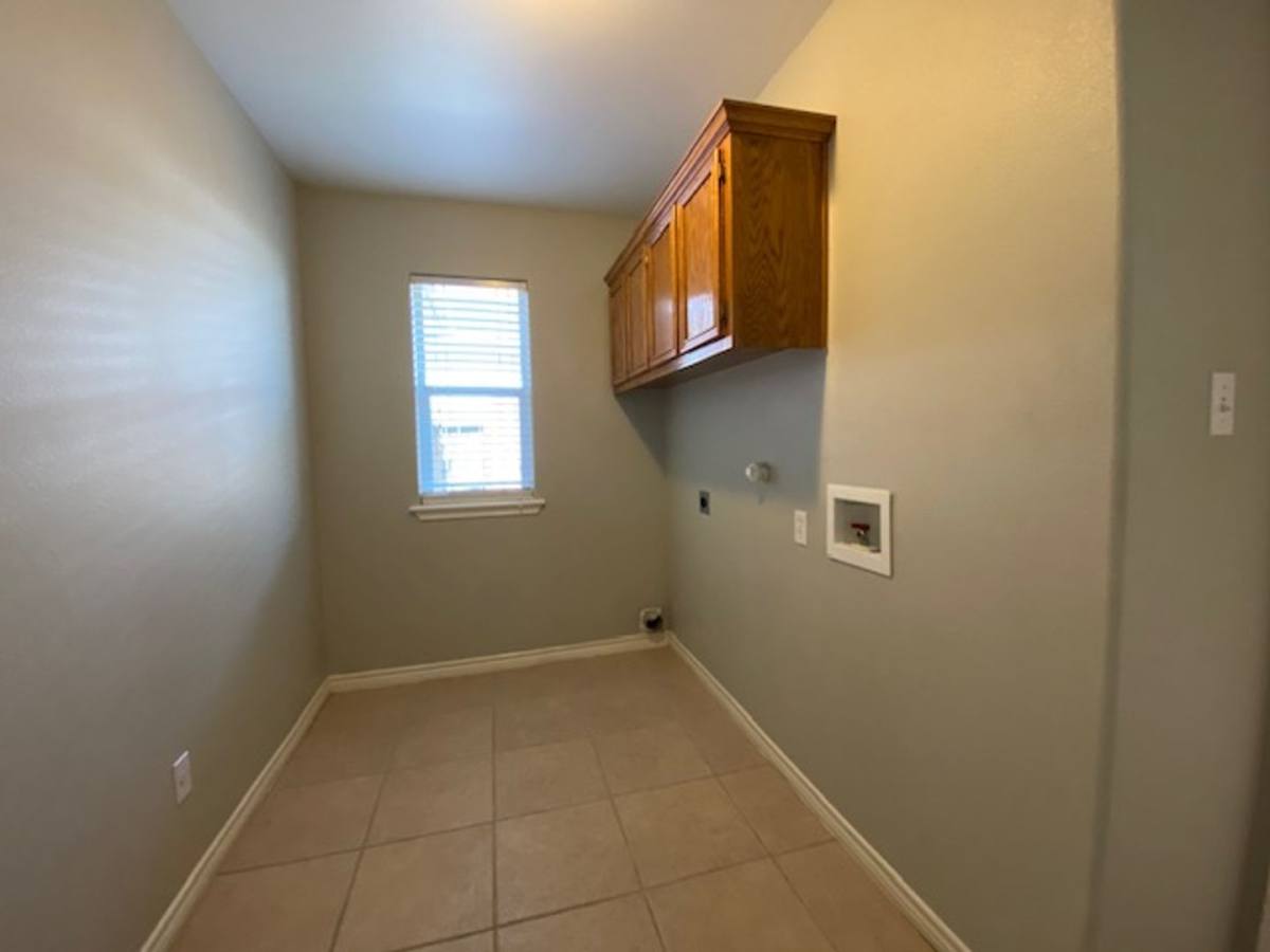 House for rent at 8226 Excalibur Rd, Corpus Christi, TX 78414