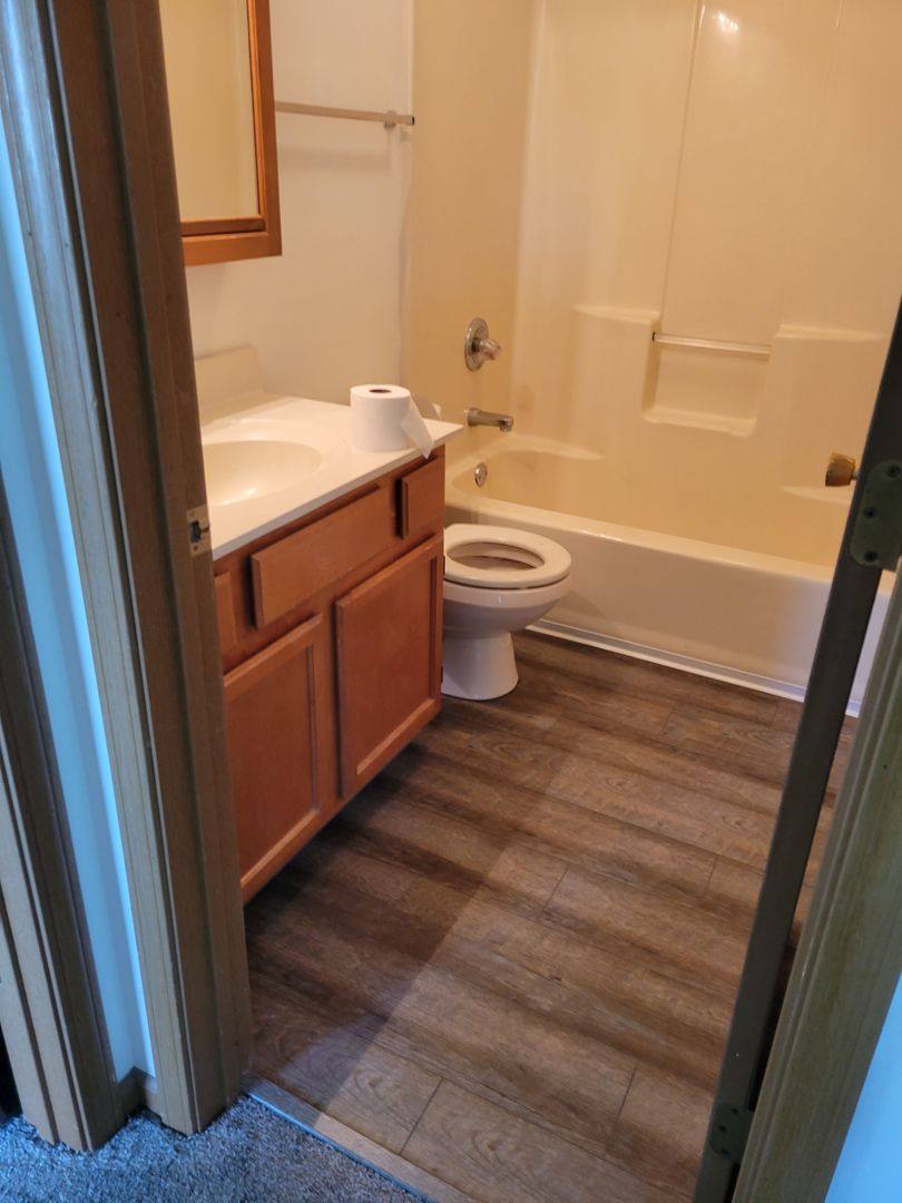 Apartment for rent at 402 Kittery Ridge Dr, New Castle, PA 16101