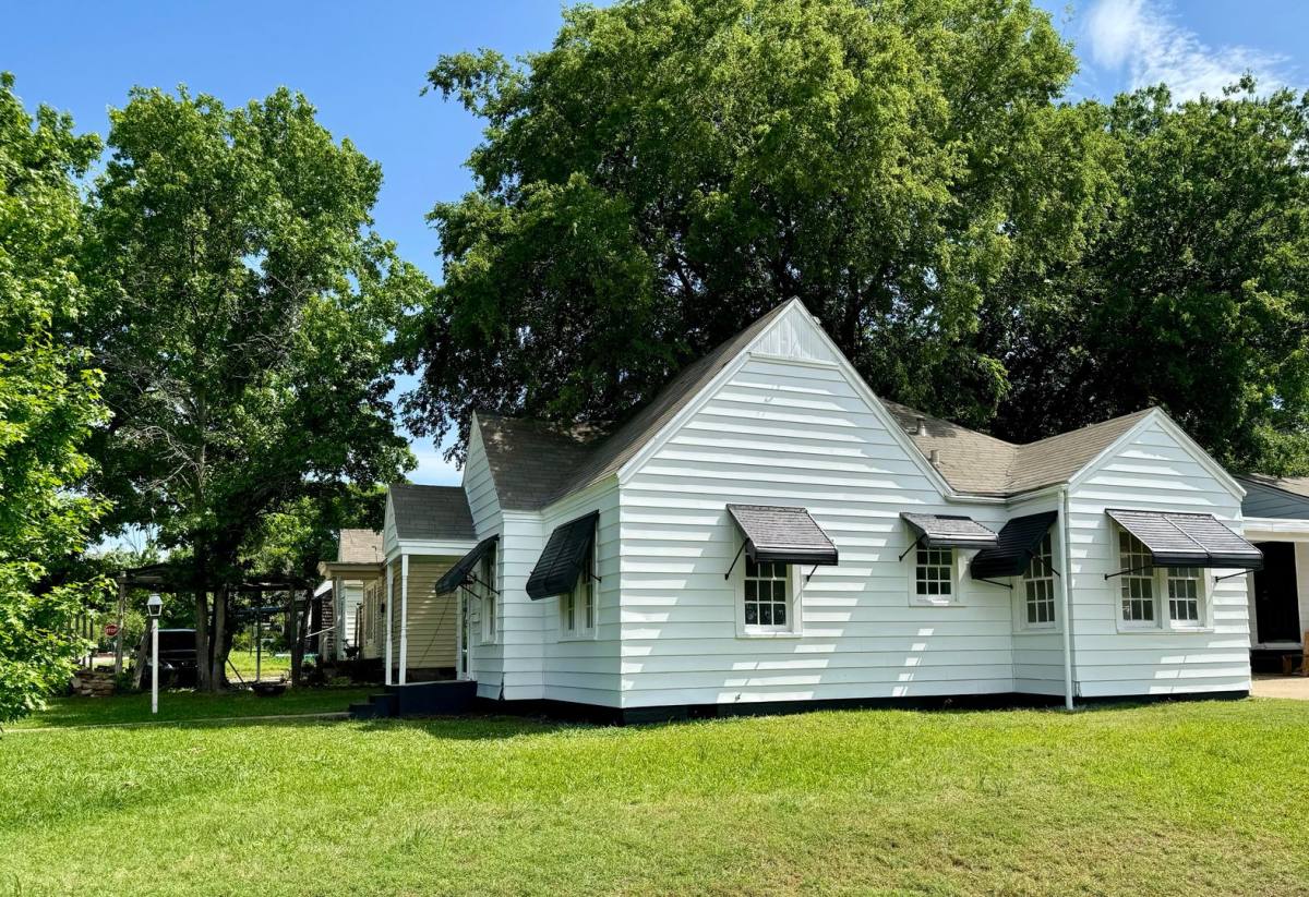 House for rent at 902 Burch, Ardmore, OK 73401
