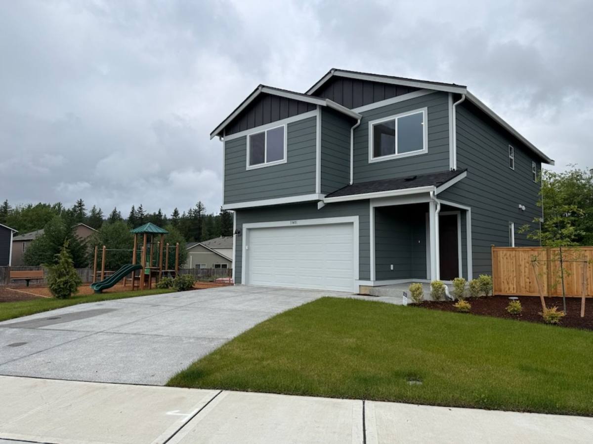 House for rent at 13401 324th Ave SE, Sultan, WA 98294
