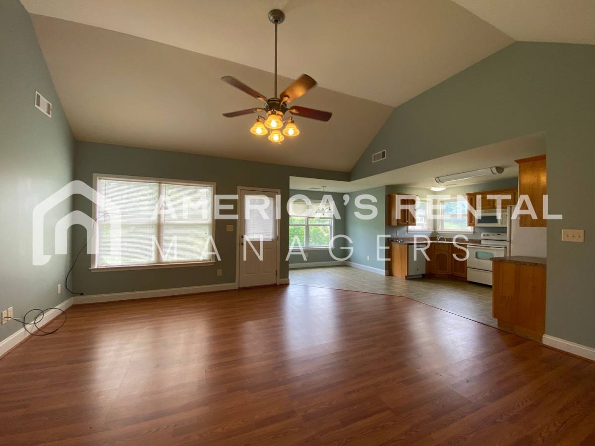 House for rent at 1475 Beardens Farm Rd, Woodstock, AL 35188
