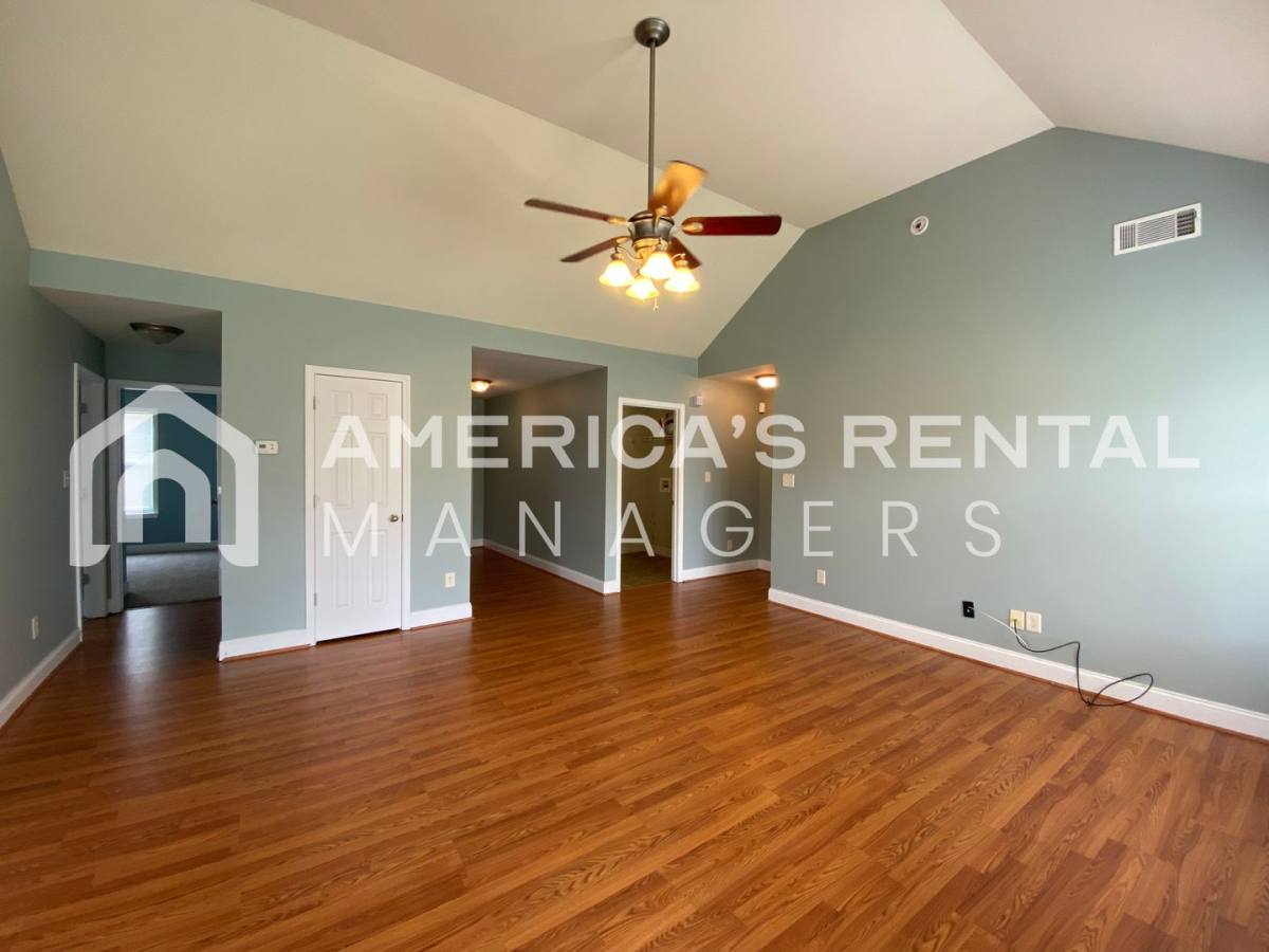 House for rent at 1475 Beardens Farm Rd, Woodstock, AL 35188