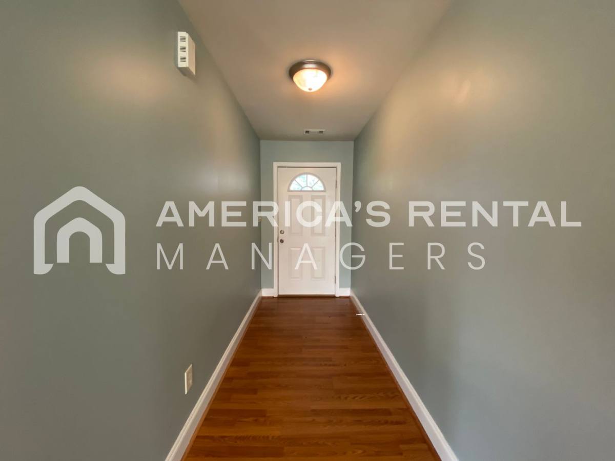 House for rent at 1475 Beardens Farm Rd, Woodstock, AL 35188