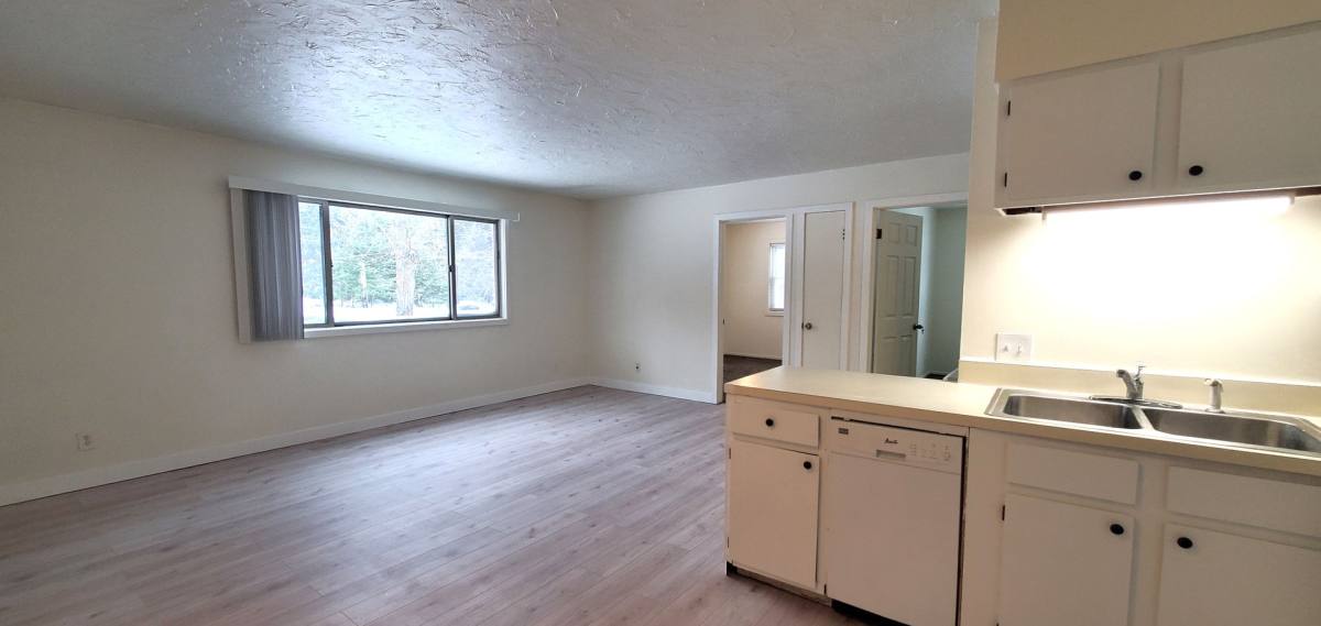Apartment for rent at 2500 Holiday Rd, Traverse City, MI 49686