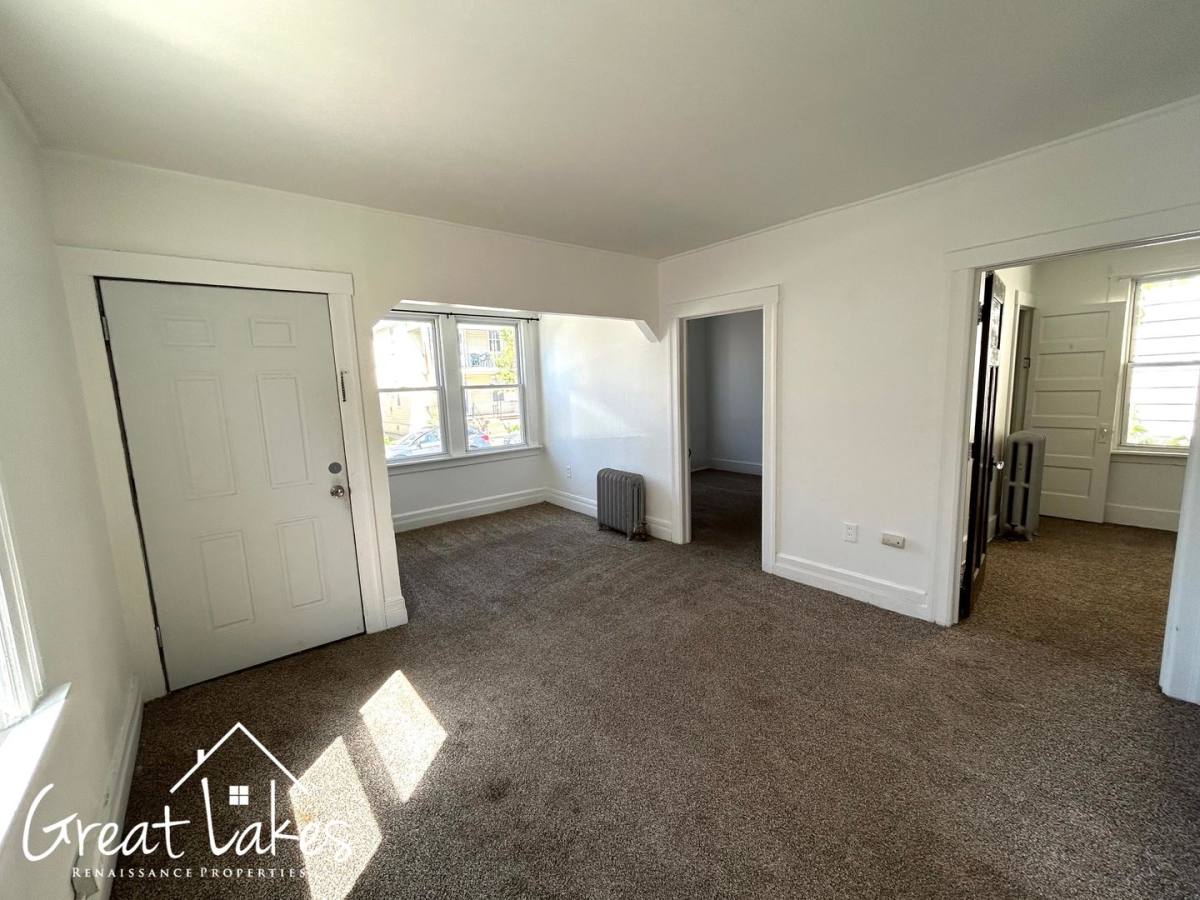 Apartment for rent at 9422 McDougall St, Hamtramck, MI 48212