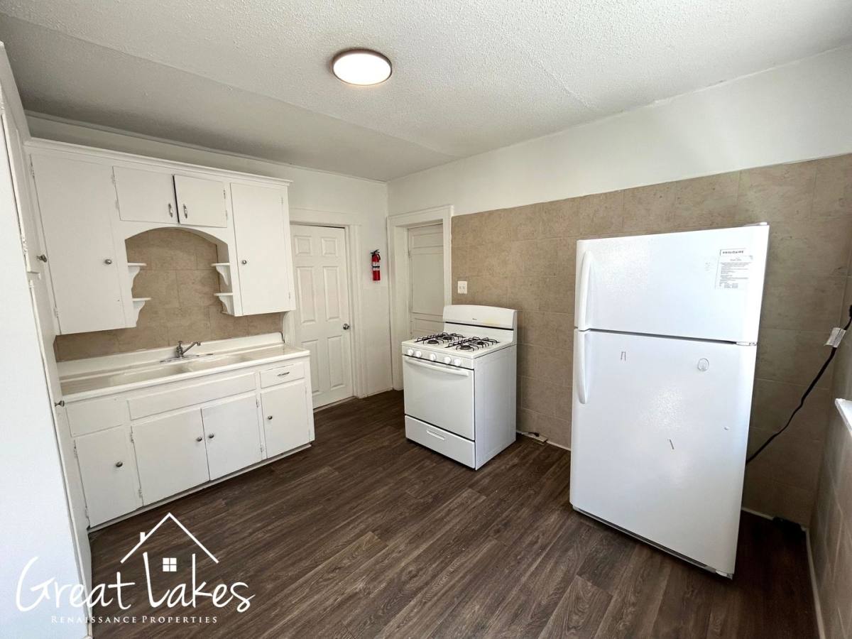 Apartment for rent at 9422 McDougall St, Hamtramck, MI 48212