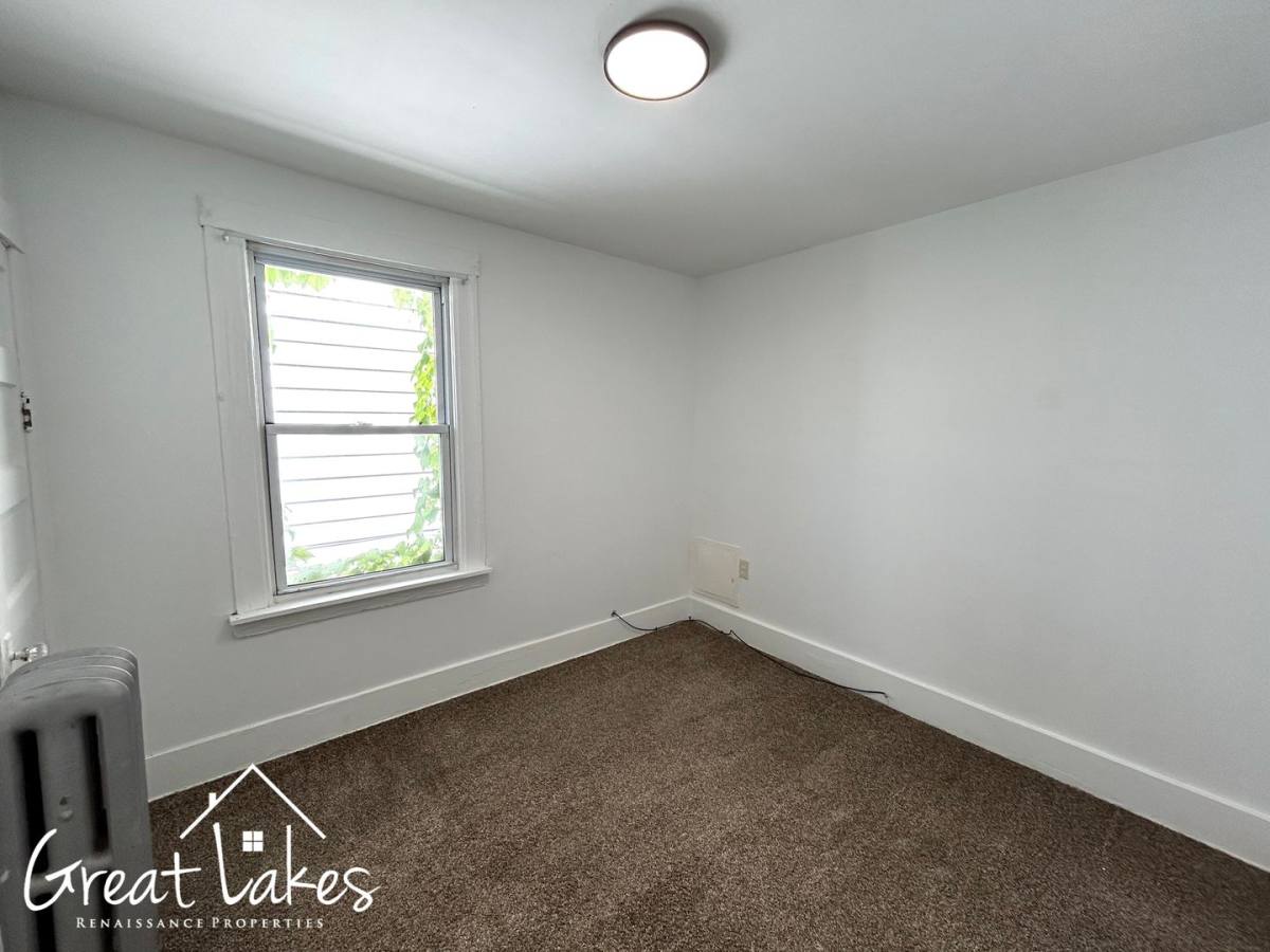 Apartment for rent at 9422 McDougall St, Hamtramck, MI 48212