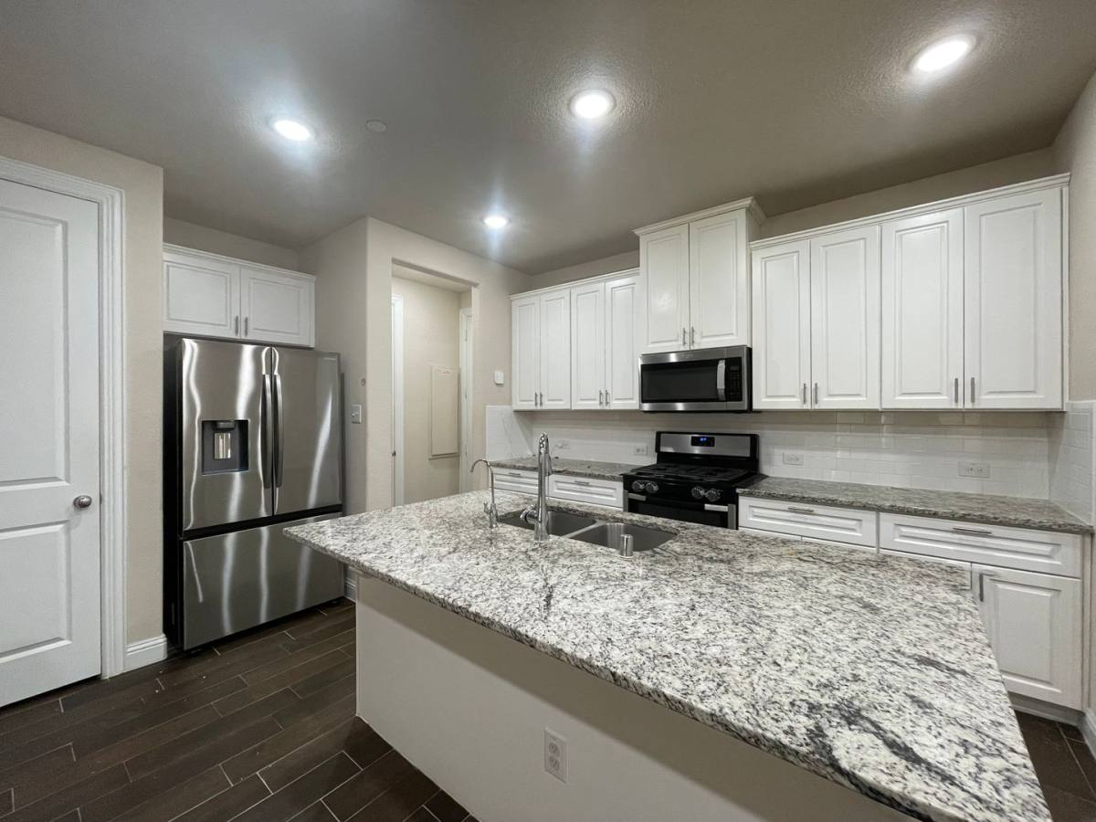 Townhouse for rent at 1038 Mj Brown St, Allen, TX 75002