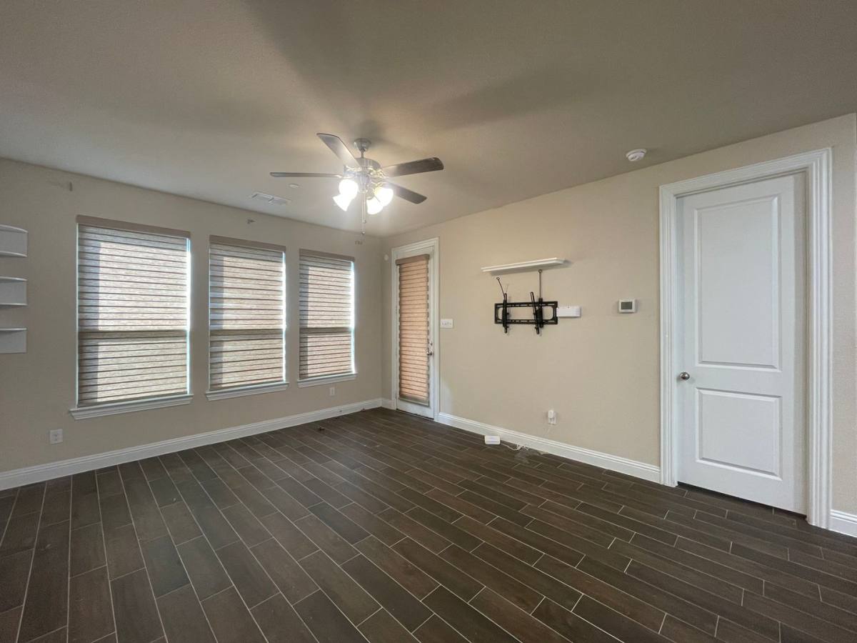 Townhouse for rent at 1038 Mj Brown St, Allen, TX 75002
