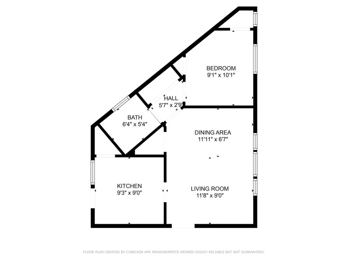 Apartment for rent at 2933-35 N Hamlin Ave, Chicago, IL 60618