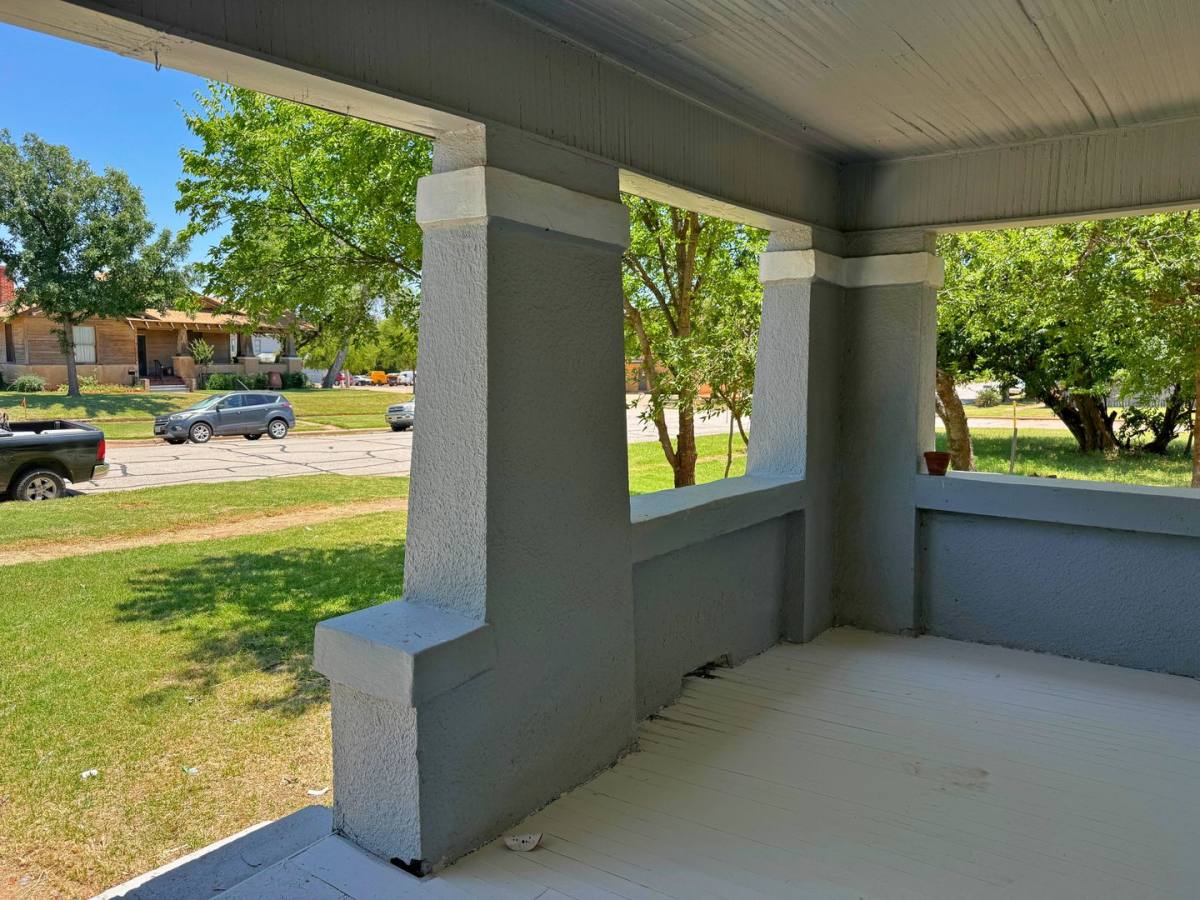 House for rent at 1106 Burnett St, Wichita Falls, TX 76301
