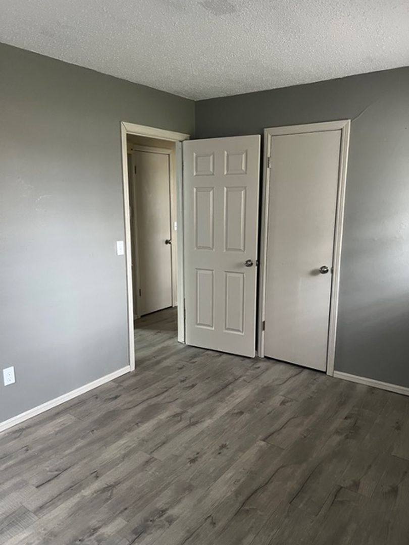 House for rent at 1713 Iowa St, Norman, OK 73069