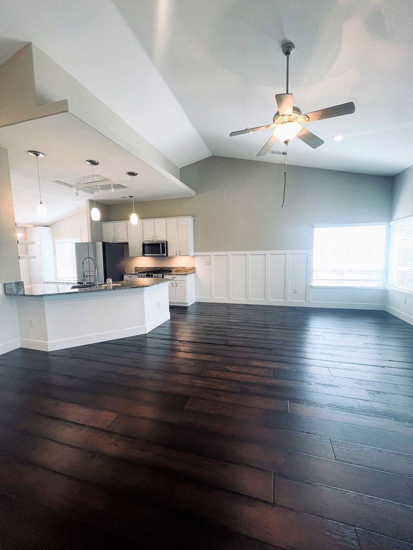 House for rent at 1263 Snowcap Trail, Redding, CA 96003