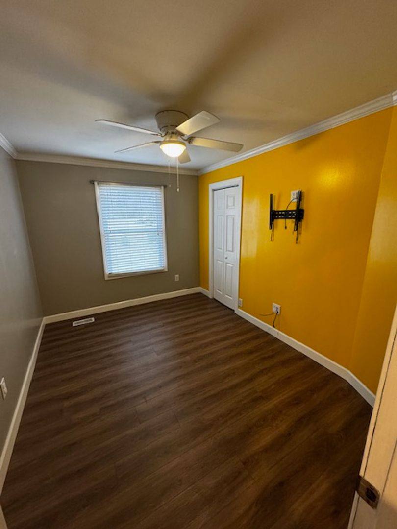 House for rent at 2001 Indian Ridge Rd, Johnson City, TN 37604