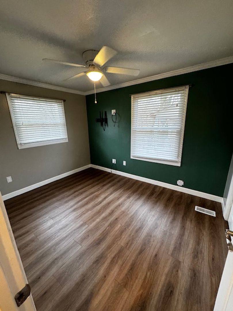 House for rent at 2001 Indian Ridge Rd, Johnson City, TN 37604