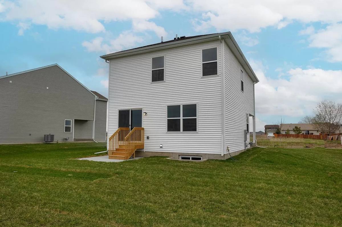 House for rent at 1112 Cove St, Bondurant, IA 50035