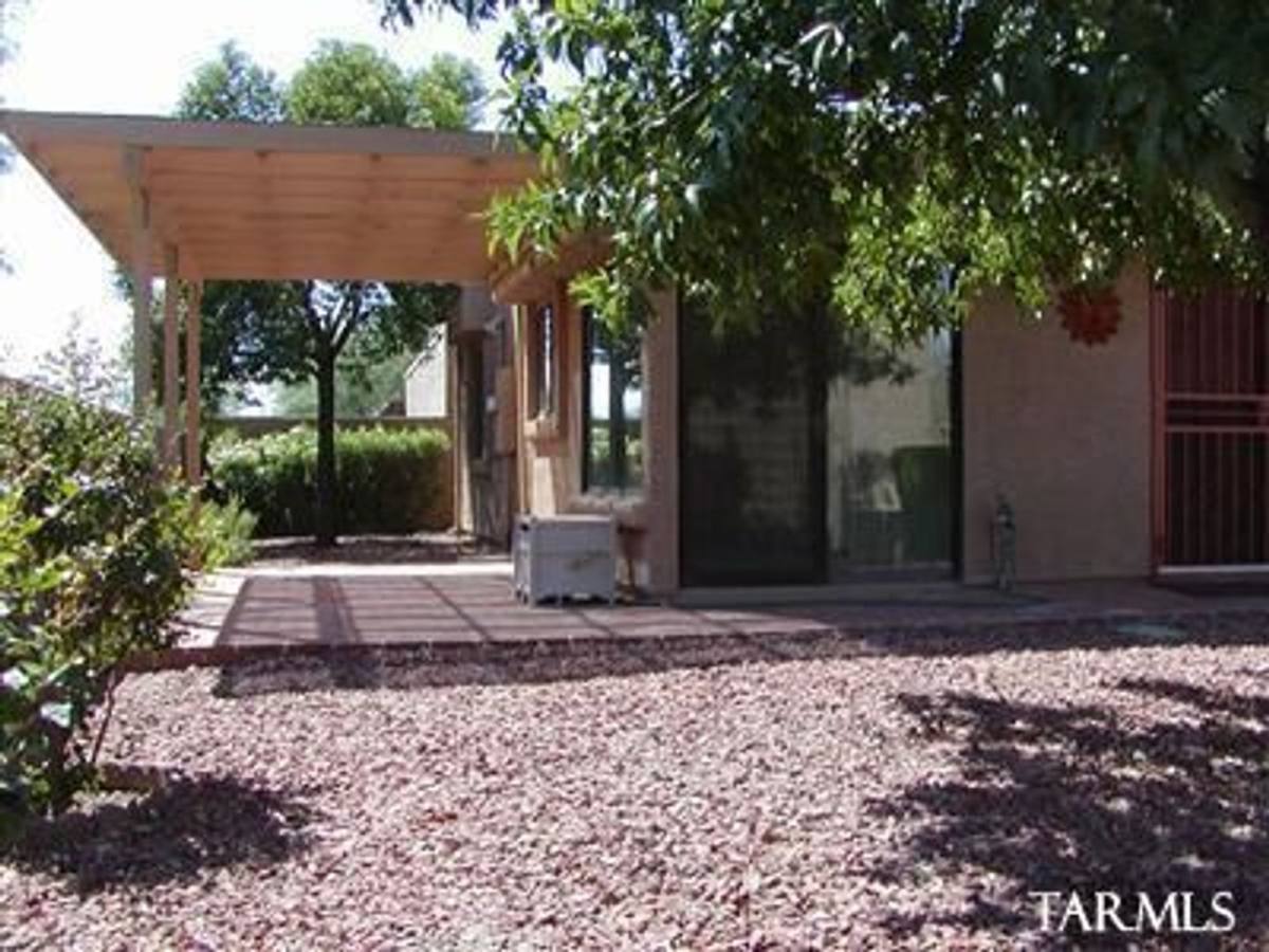 Townhouse for rent at 4478 E Kleindale Rd, Tucson, AZ 85712