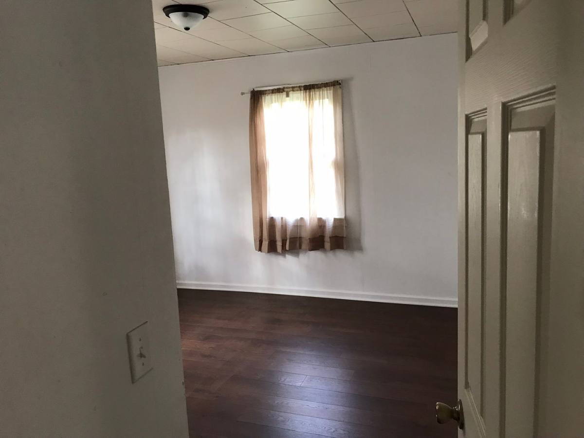 House for rent at 2133 Upper River Rd, Grants Pass, OR 97526