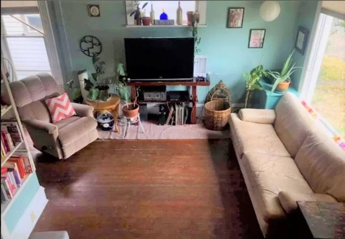 House for rent at 614 E Myrtle St, Bellingham, WA 98225