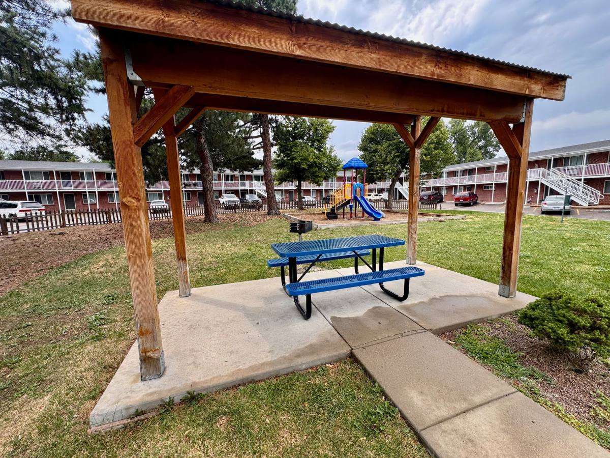 Apartment for rent at 285 S Jay St, Denver, CO 80226