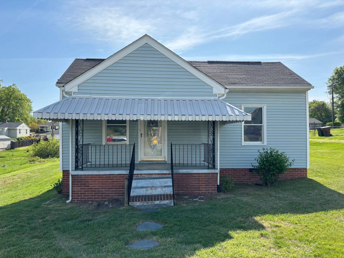 House for rent at 1310 Maple St, Greensboro, NC 27405