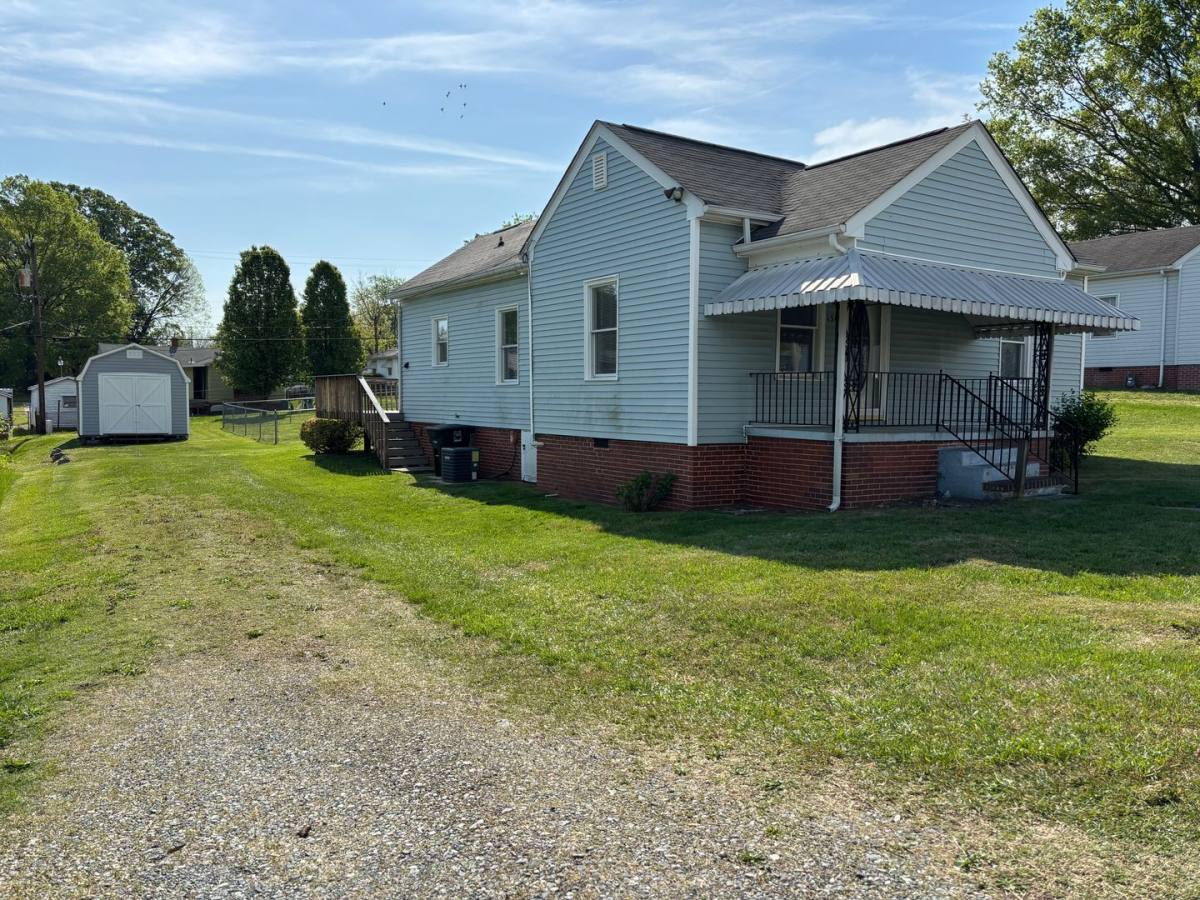 House for rent at 1310 Maple St, Greensboro, NC 27405