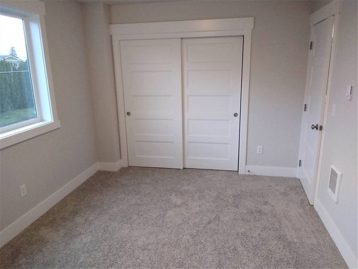 Apartment for rent at 1027 Wilson St, Hood River, OR 97031