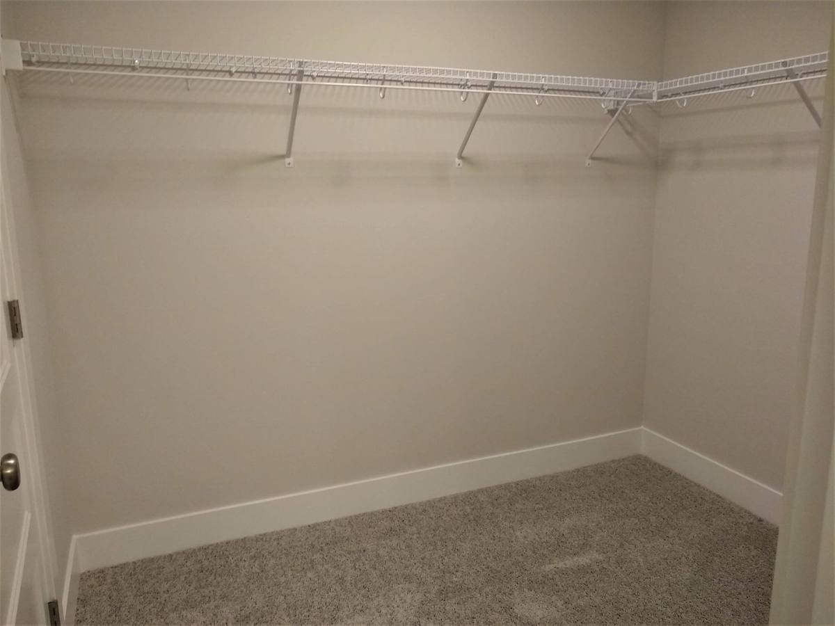Apartment for rent at 1027 Wilson St, Hood River, OR 97031