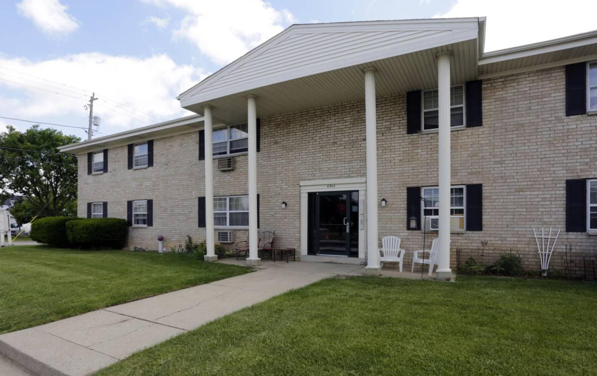 Apartment for rent at 4300-4320 S 60th St, Milwaukee, WI 53220
