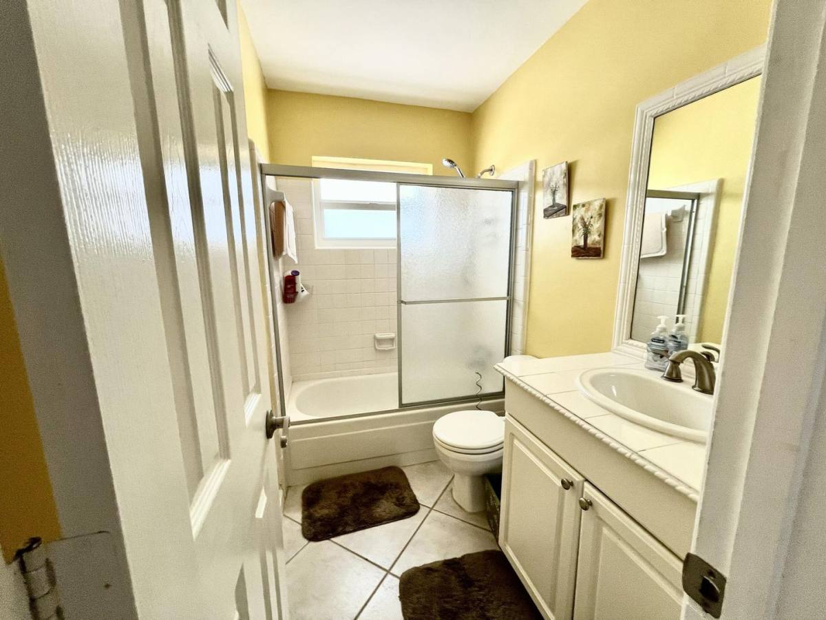 House for rent at 3289 NW 25th Way, Boca Raton, FL 33434