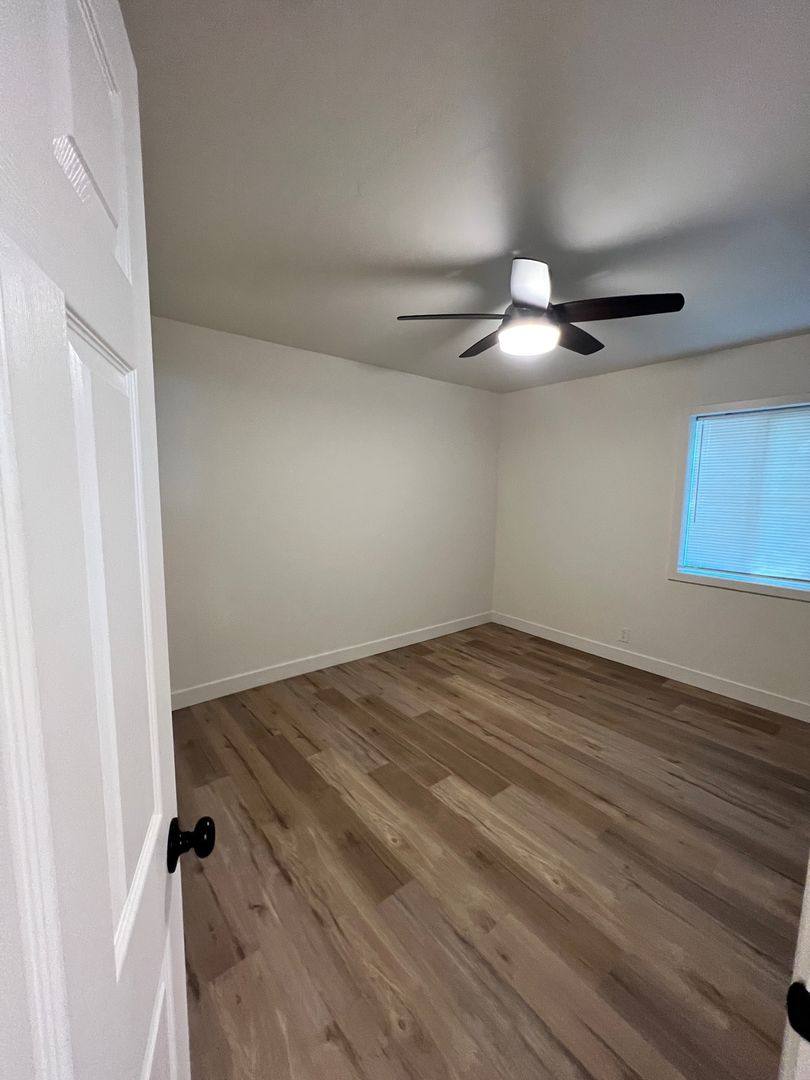 Apartment for rent at 1501 Stewart Ave, Las Vegas, NV 89101