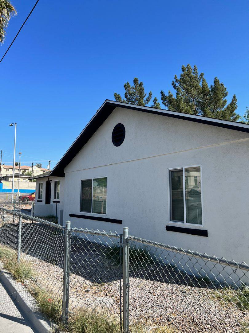 Apartment for rent at 1501 Stewart Ave, Las Vegas, NV 89101