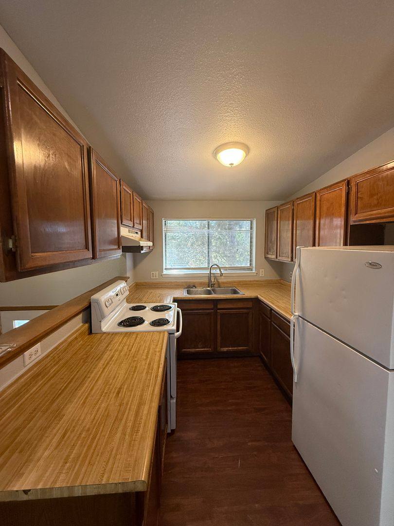 Apartment for rent at 6270 Pontiac St, Commerce City, CO 80022