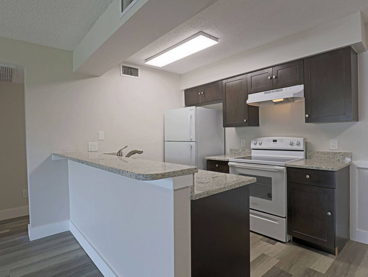 Apartment for rent at 5303 Summerlin Rd, Fort Myers, FL 33919