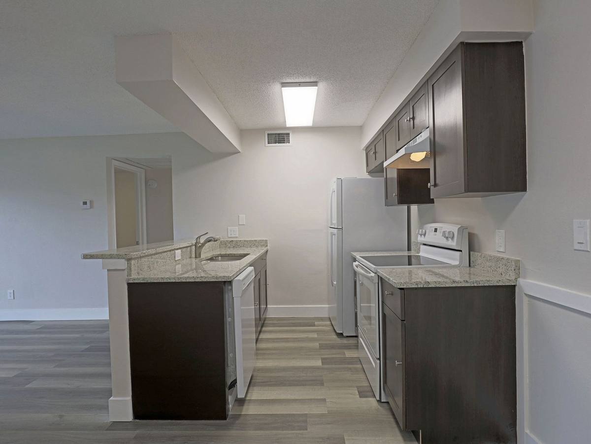 Apartment for rent at 5303 Summerlin Rd, Fort Myers, FL 33919