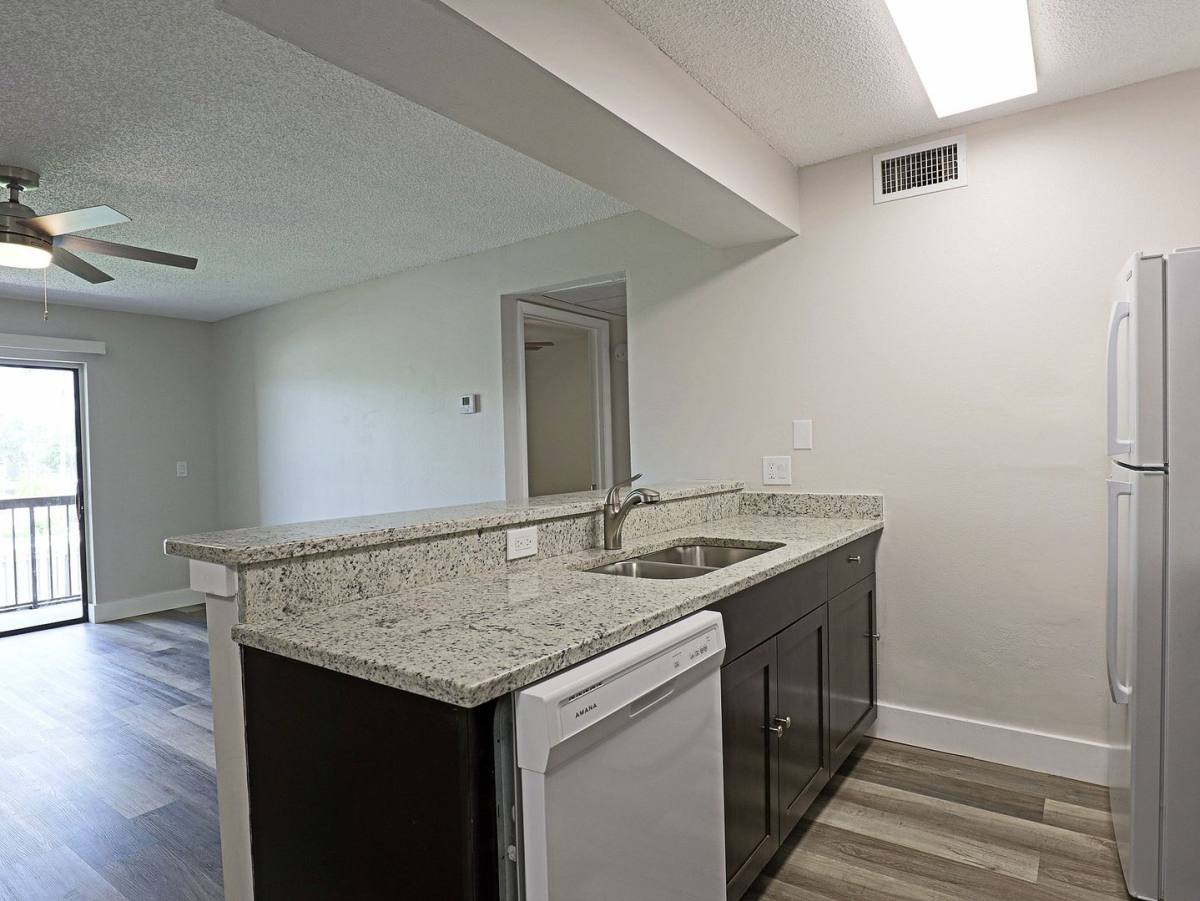 Apartment for rent at 5303 Summerlin Rd, Fort Myers, FL 33919