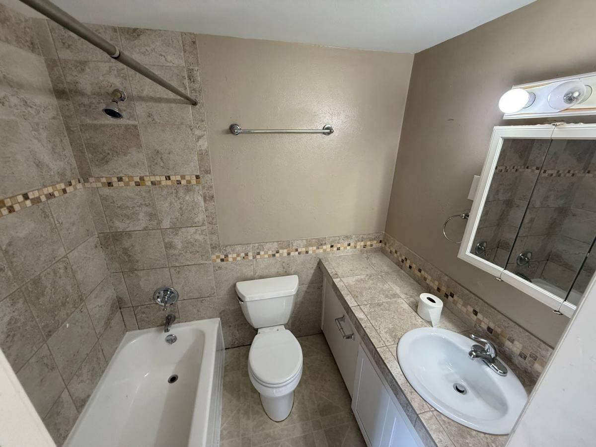 Apartment for rent at 321 323 10th Ave, Longmont, CO 80501