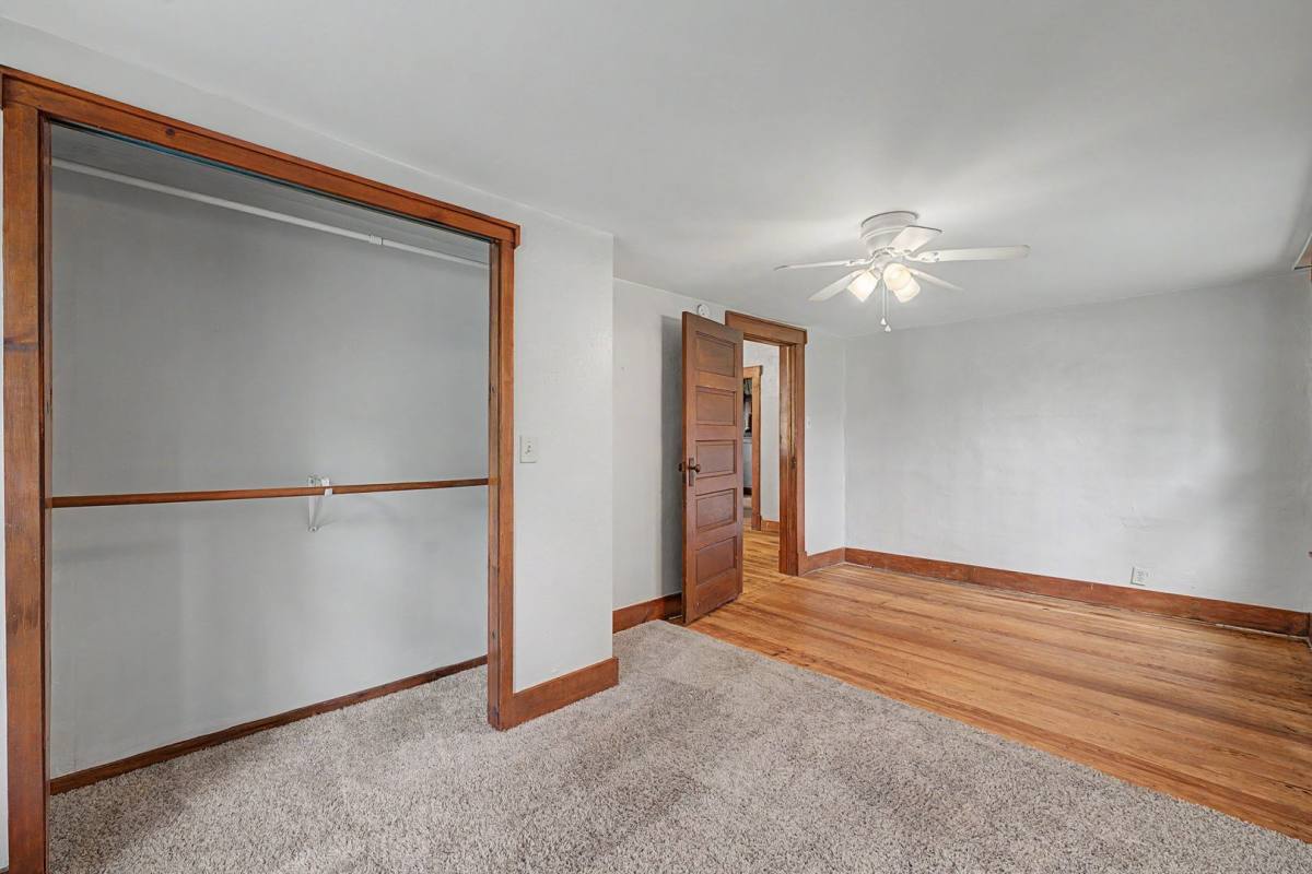 House for rent at 810 King Ave, Pineville, MO 64856