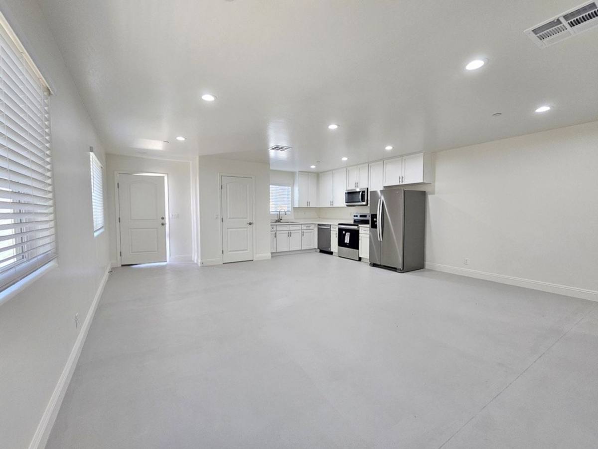 Apartment for rent at 1205 W Mariposa Ave, Ridgecrest, CA 93555