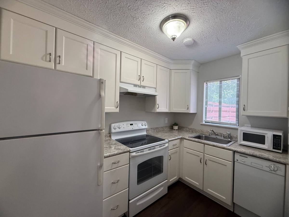 Townhouse for rent at 94 Countryplace Lane, Lynchburg, VA 24501