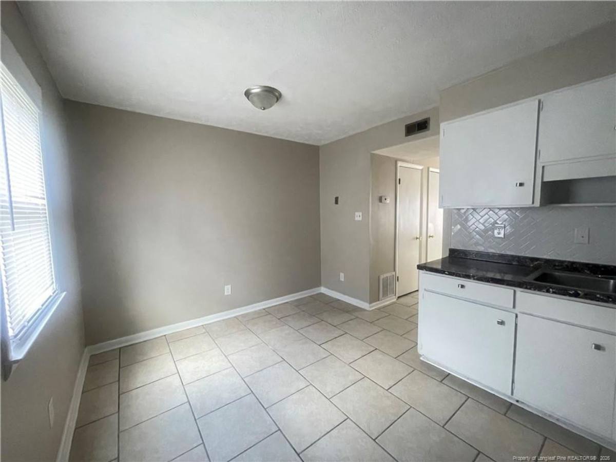 House for rent at 4959 Galveston Dr, Fayetteville, NC 28303