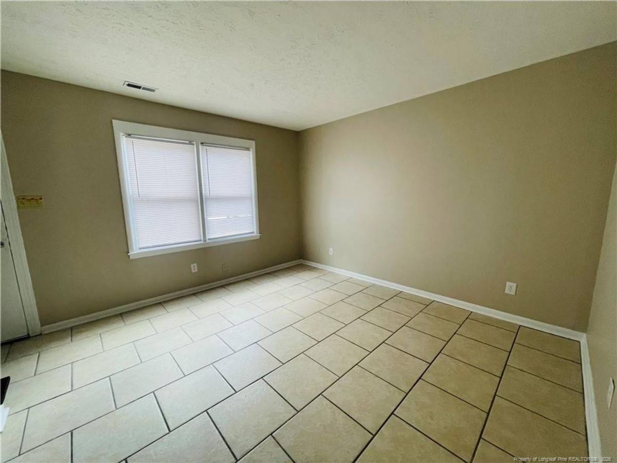 House for rent at 4959 Galveston Dr, Fayetteville, NC 28303