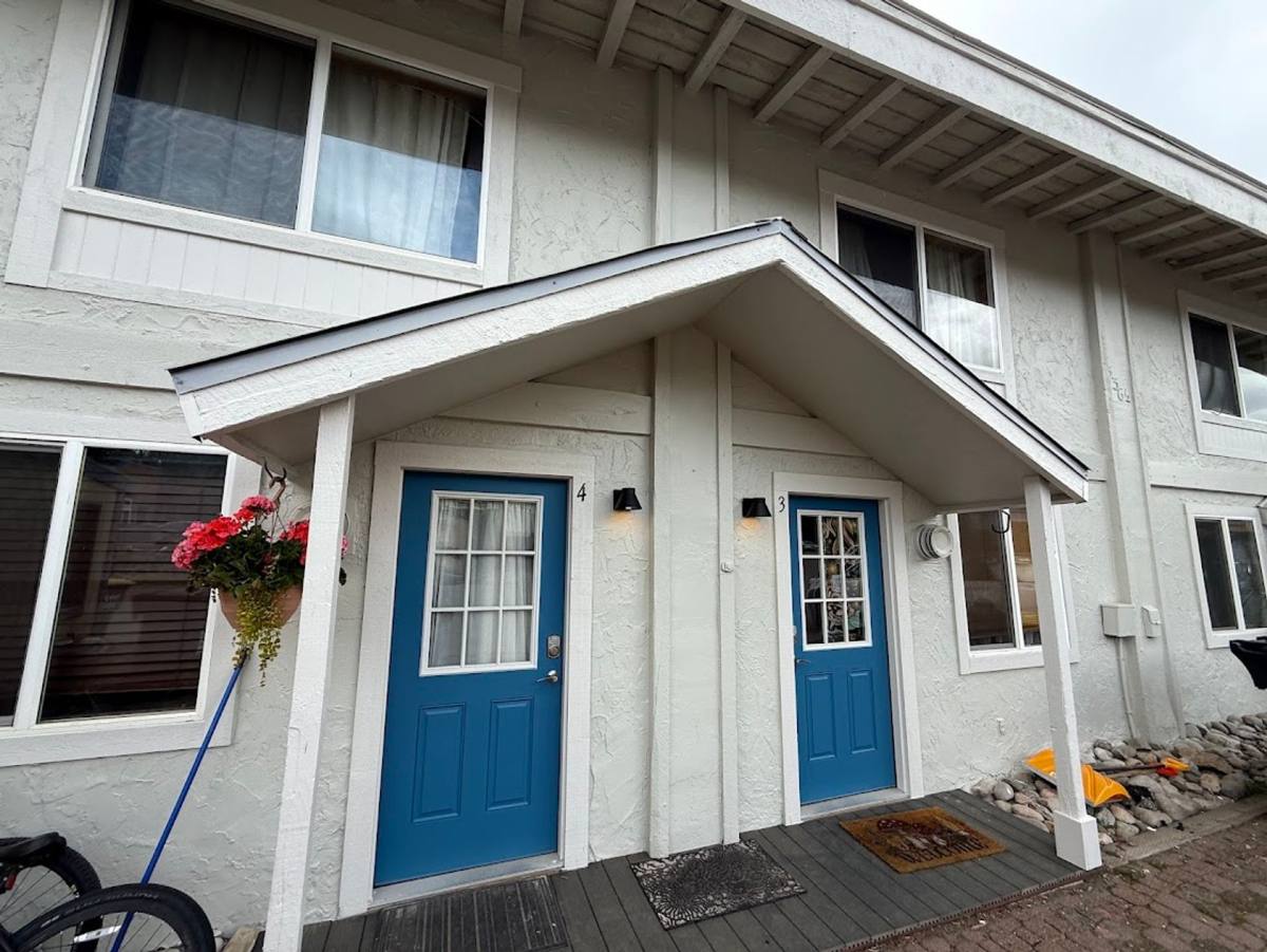 Townhouse for rent at 336 1 2 6th St, Steamboat Springs, CO 80487