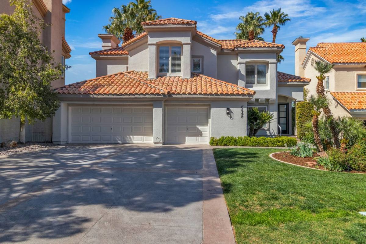 House for rent at 8848 Rainbow Ridge Dr, Las Vegas, NV 89117