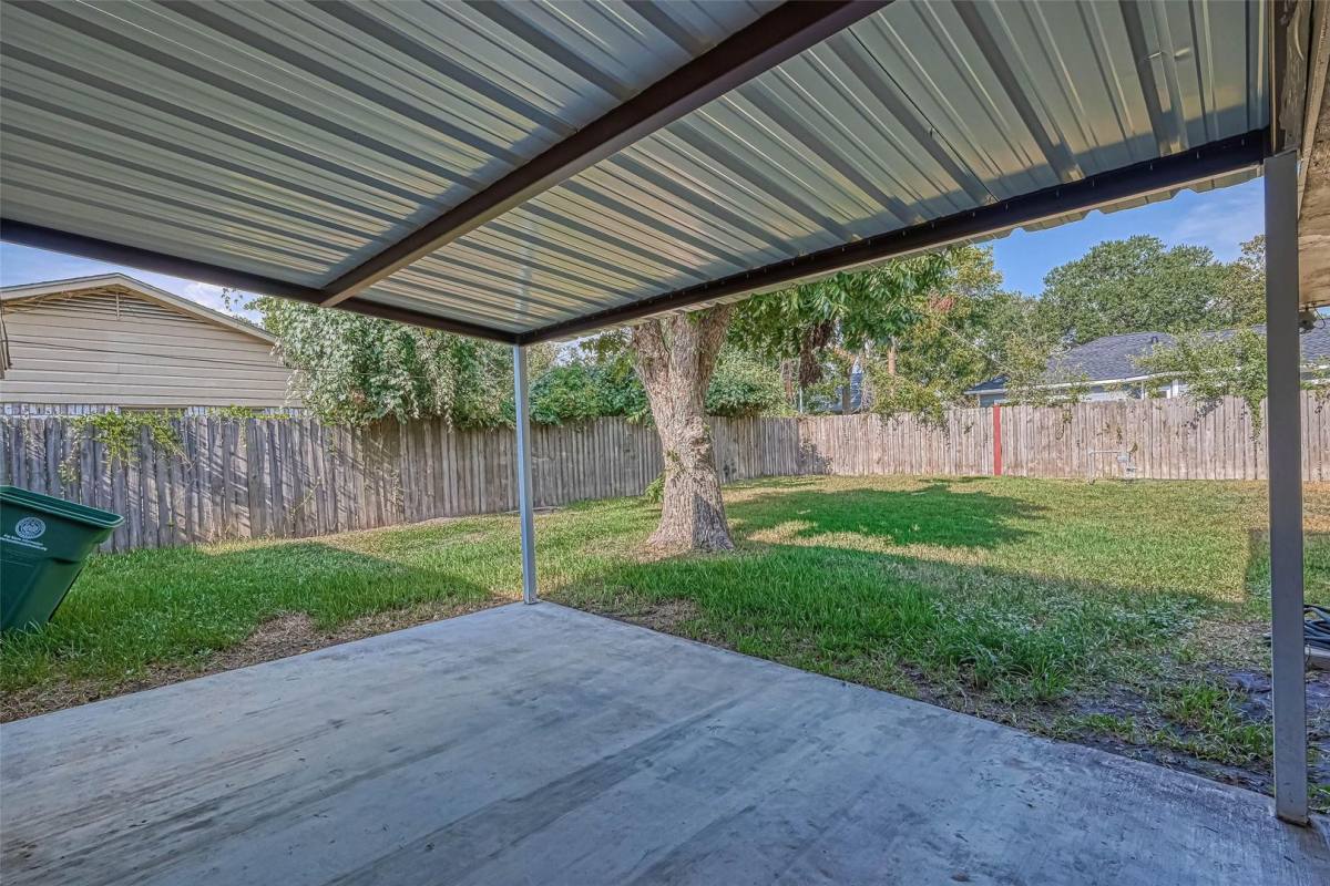 House for rent at 4126 Brookston St, Houston, TX 77045