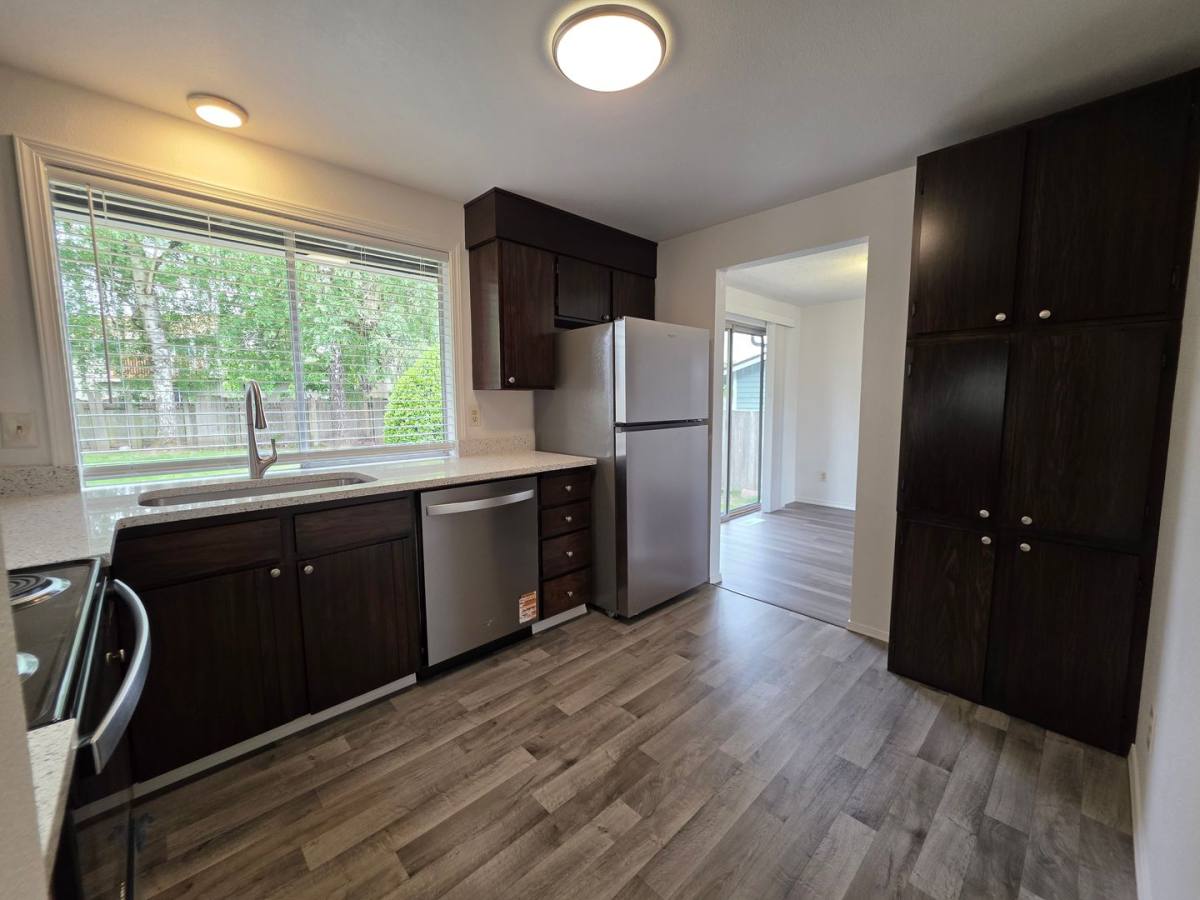House for rent at 21627 127th Place SE, Kent, WA 98031