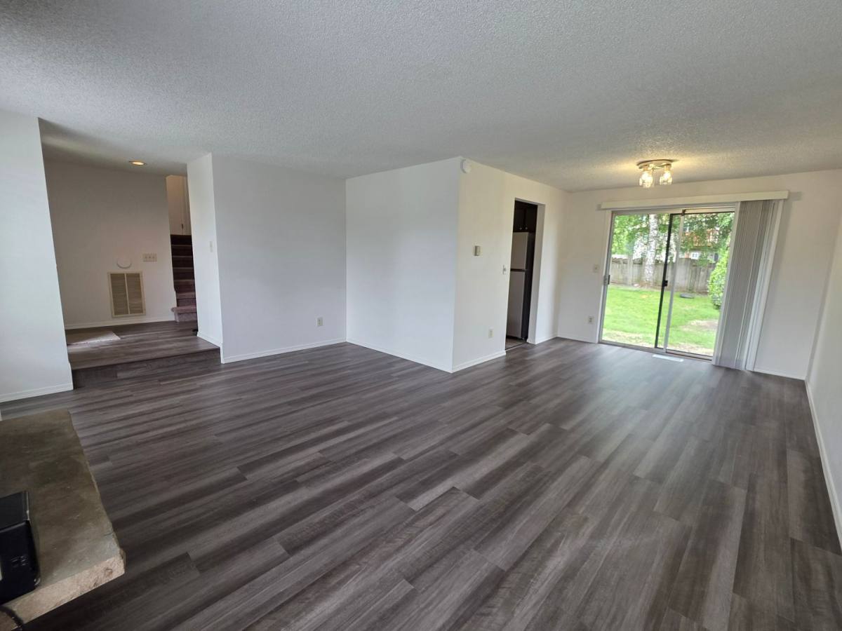 House for rent at 21627 127th Place SE, Kent, WA 98031